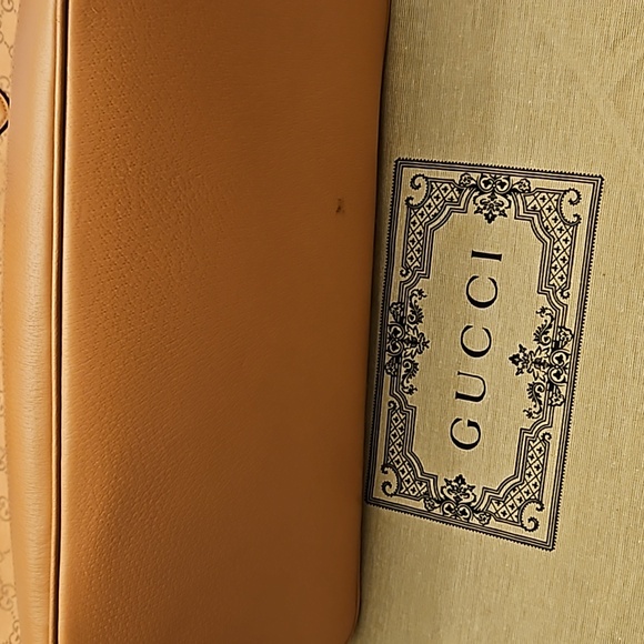 Gucci large tote bag. Includes duster shopping bag. - Picture 7 of 12